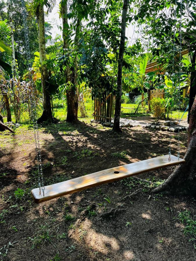 Whispering Wisdom Villa Cahuita Exterior foto
